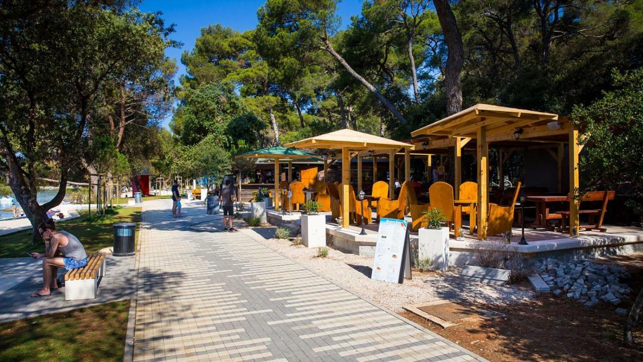 Apartmen Relax 200 M T Beach Leilighet Rovinj Eksteriør bilde